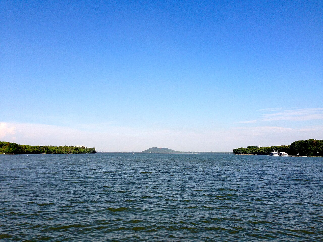 东湖